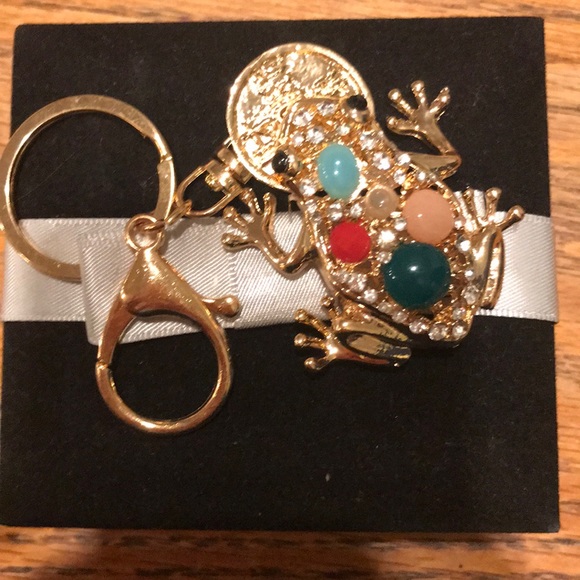 Other - 4 for $15 NIB frog keychain